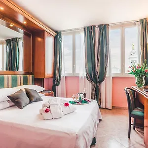 3* Ξενοδοχείο Raeli Siracusa